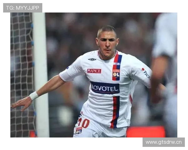 巴尔科拉与谢尔基:里昂双星进攻效率及战术角色对比分析 巴尔科拉与谢尔基:里昂双星进攻效率及战术角色对比分析