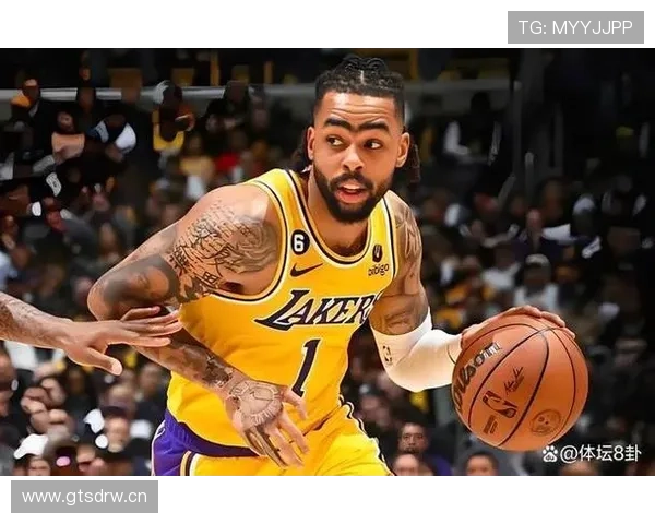 篮下封锁制造错位压制对手内线，拉塞尔造就11冠