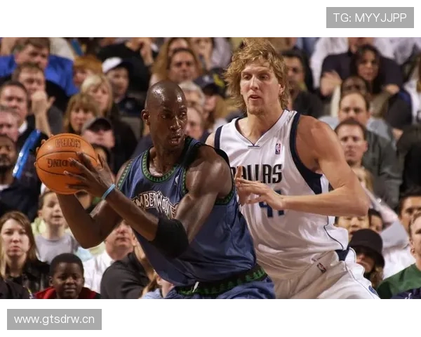 诺维茨基三分投射改变球队进攻空间提升关键时刻得分能力